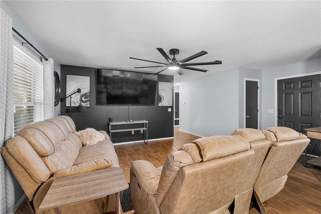 118 Fox Run Place A&B, Lowell, AR 72745