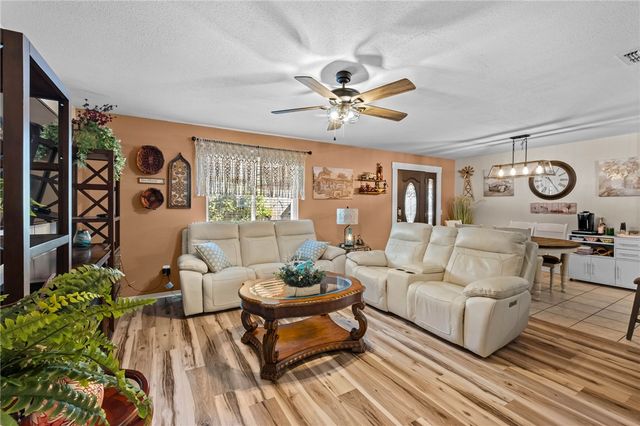 118 Fox Run Place A&B, Lowell, AR 72745