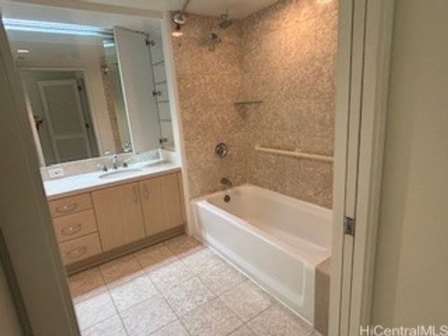 88 Piikoi Street 2605, Honolulu, HI 96814