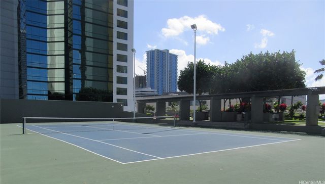 88 Piikoi Street 2605, Honolulu, HI 96814