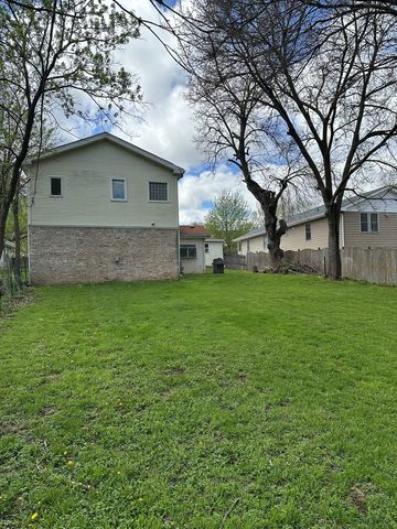 4737 Winchester Avenue, Lisle, IL 60532