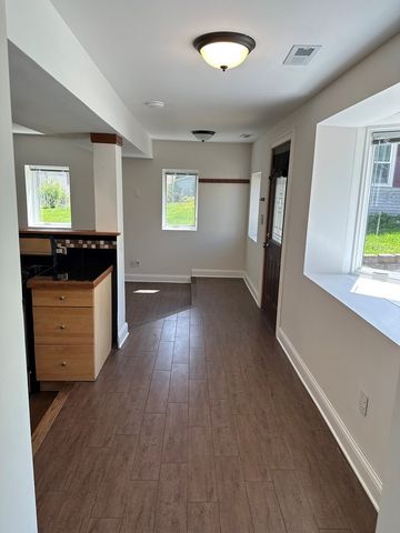 4737 Winchester Avenue, Lisle, IL 60532