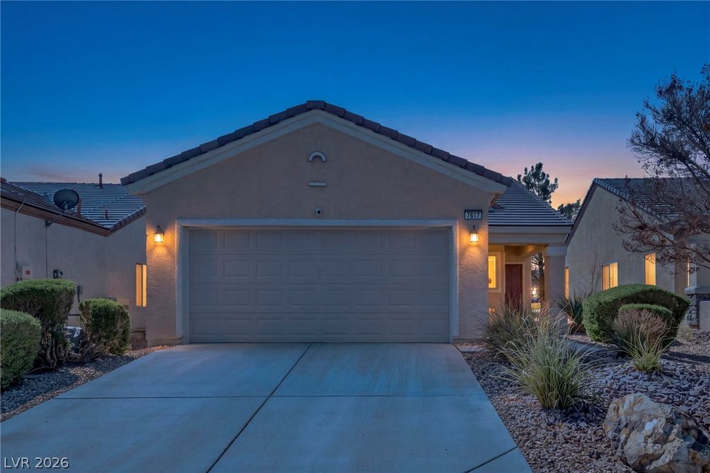 7617 Wingspread Street, North Las Vegas, NV 89084 — exterior