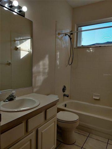 4469 EDINBRIDGE CIRCLE 25, Sarasota, FL 34235