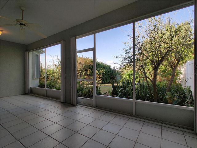 4469 EDINBRIDGE CIRCLE 25, Sarasota, FL 34235