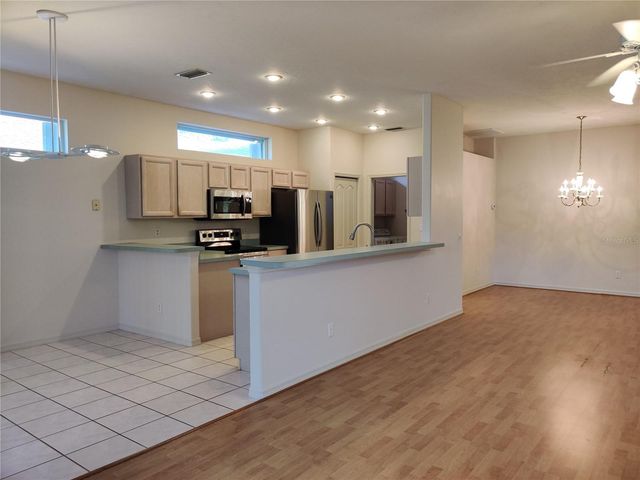4469 EDINBRIDGE CIRCLE 25, Sarasota, FL 34235