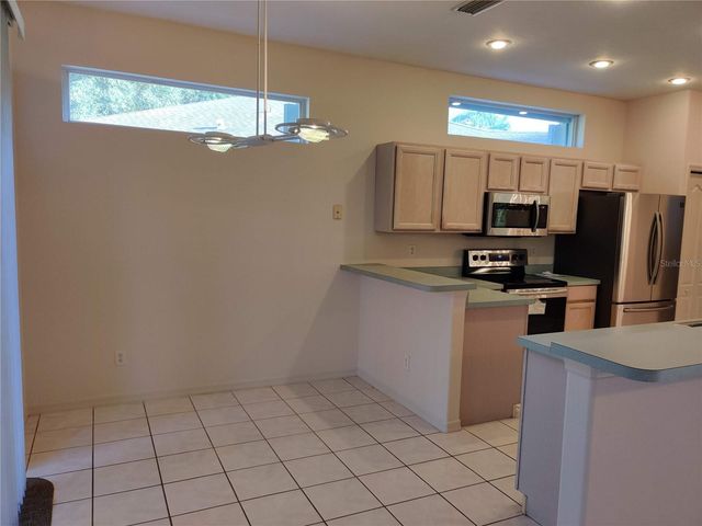 4469 EDINBRIDGE CIRCLE 25, Sarasota, FL 34235