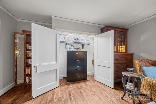 185 Macon Avenue B9, Asheville, NC 28804