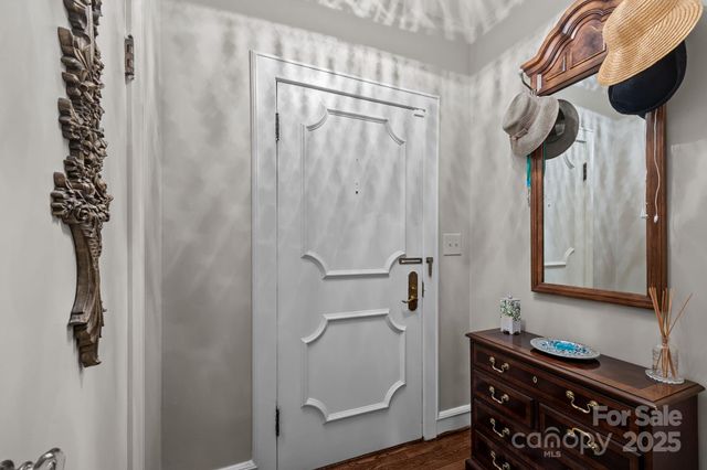 185 Macon Avenue B9, Asheville, NC 28804