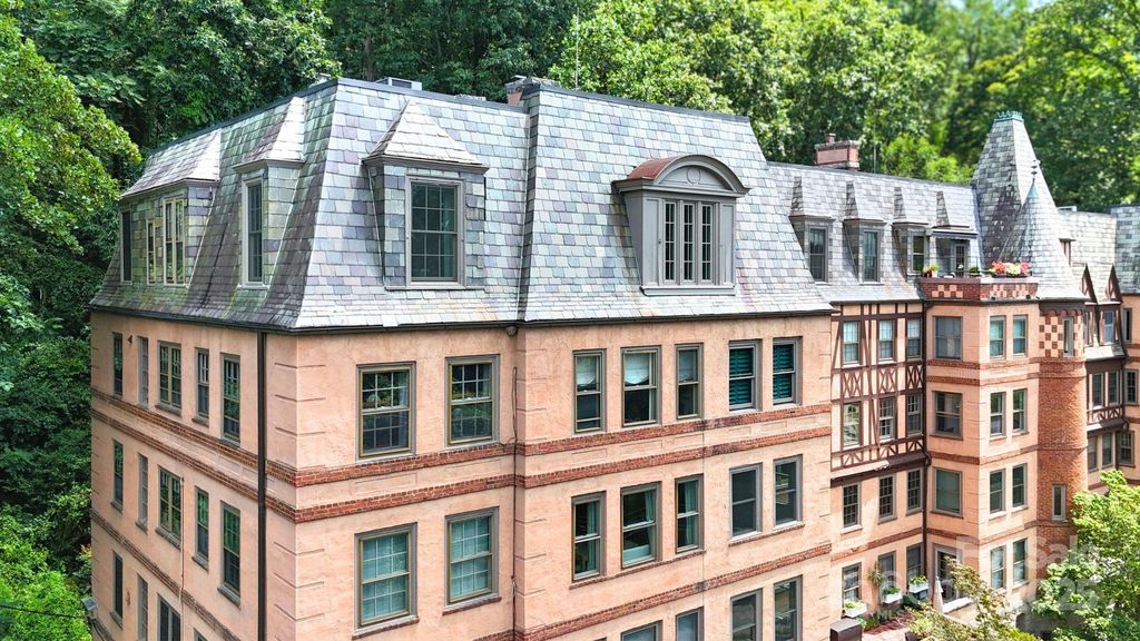 185 Macon Avenue B9, Asheville, NC 28804
