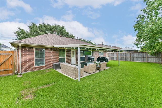 4929 Archway Drive, La Porte, TX 77571