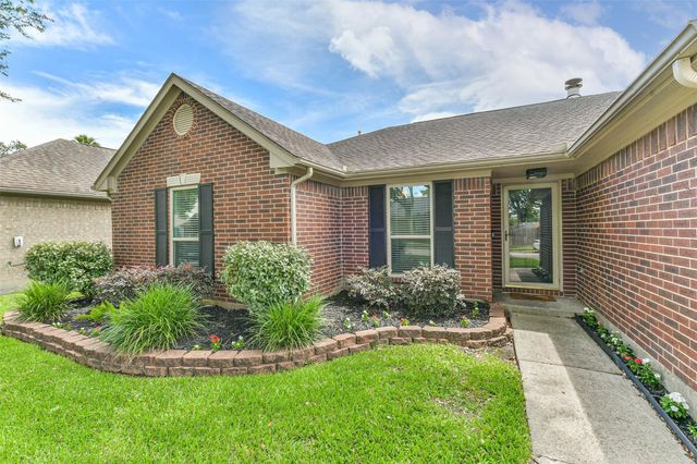 4929 Archway Drive, La Porte, TX 77571