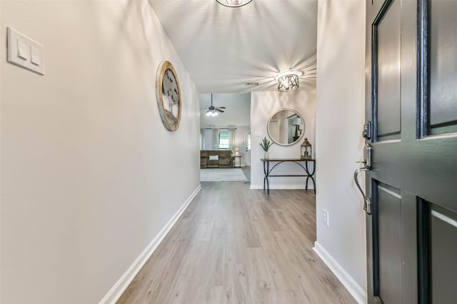4929 Archway Drive, La Porte, TX 77571