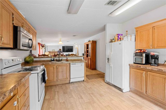 151 NE 164TH AVENUE, Williston, FL 32696