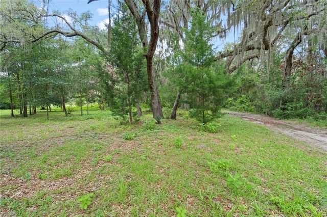 151 NE 164TH AVENUE, Williston, FL 32696