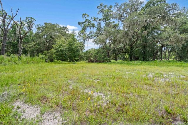 151 NE 164TH AVENUE, Williston, FL 32696