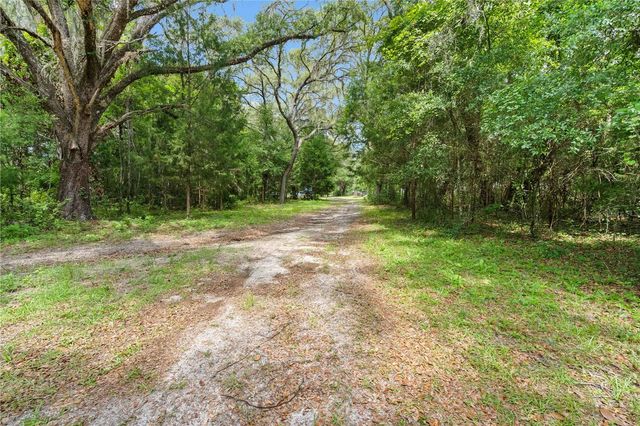 151 NE 164TH AVENUE, Williston, FL 32696
