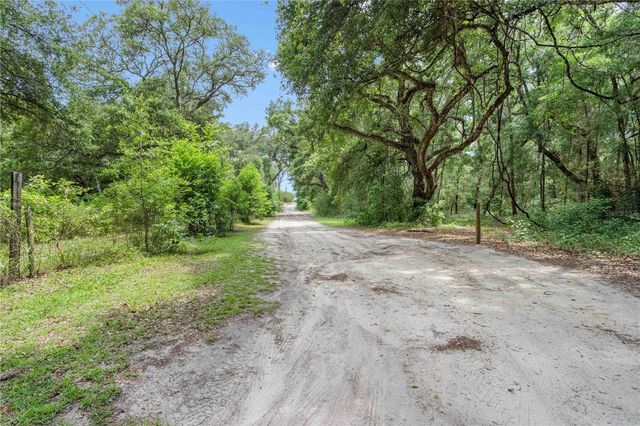 151 NE 164TH AVENUE, Williston, FL 32696