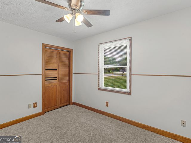 10 Glenn Burnie Drive, Stockbridge, GA 30281