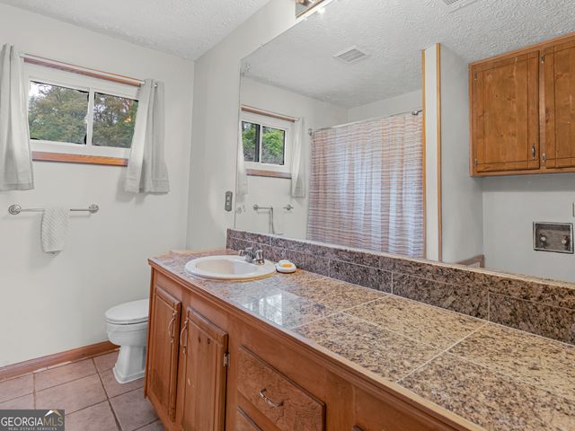 10 Glenn Burnie Drive, Stockbridge, GA 30281