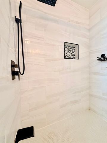 123 Ferris St, Pawtucket, RI 02861