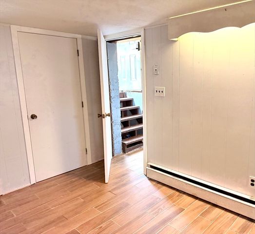 123 Ferris St, Pawtucket, RI 02861