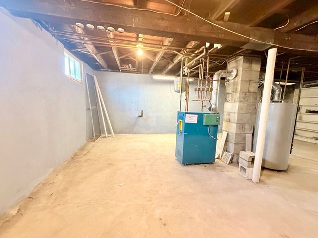 123 Ferris St, Pawtucket, RI 02861