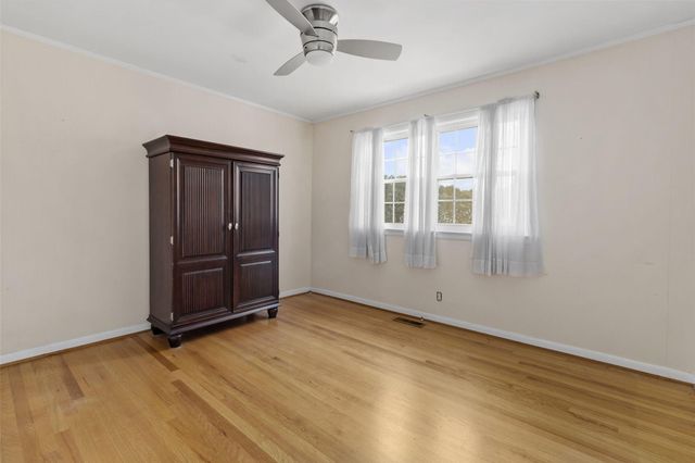 4108 Forest Plaza Drive, Hixson, TN 37343