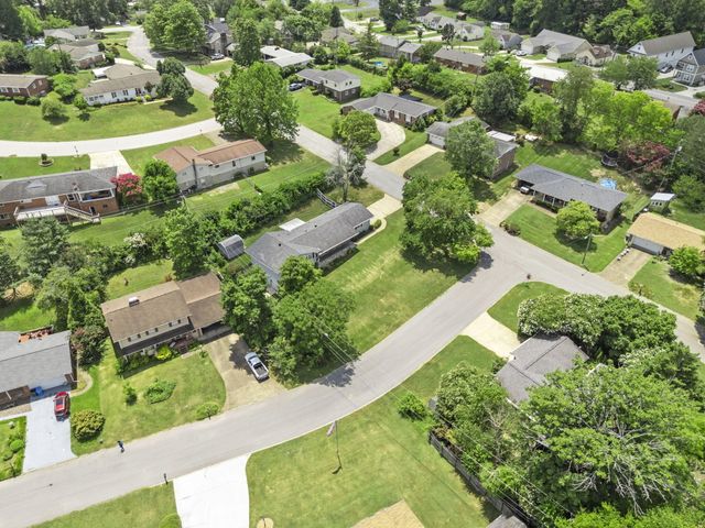 4108 Forest Plaza Drive, Hixson, TN 37343