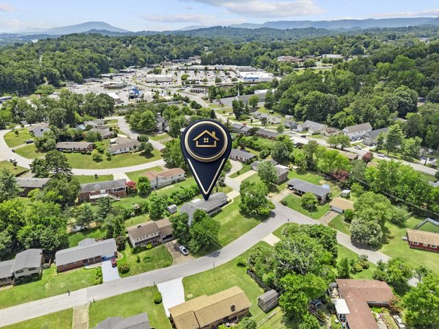 4108 Forest Plaza Drive, Hixson, TN 37343