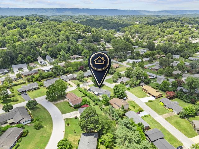 4108 Forest Plaza Drive, Hixson, TN 37343