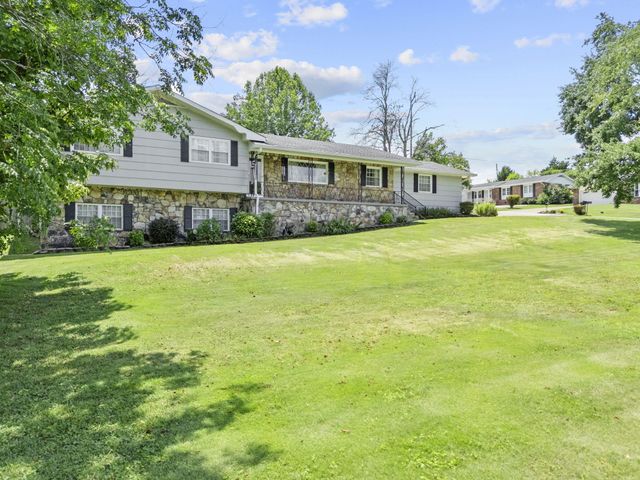 4108 Forest Plaza Drive, Hixson, TN 37343