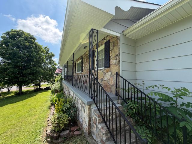 4108 Forest Plaza Drive, Hixson, TN 37343