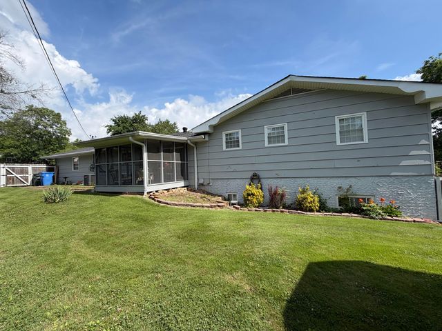 4108 Forest Plaza Drive, Hixson, TN 37343