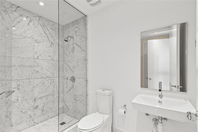 16901 Collins Ave 1203, Sunny Isles Beach, FL 33160