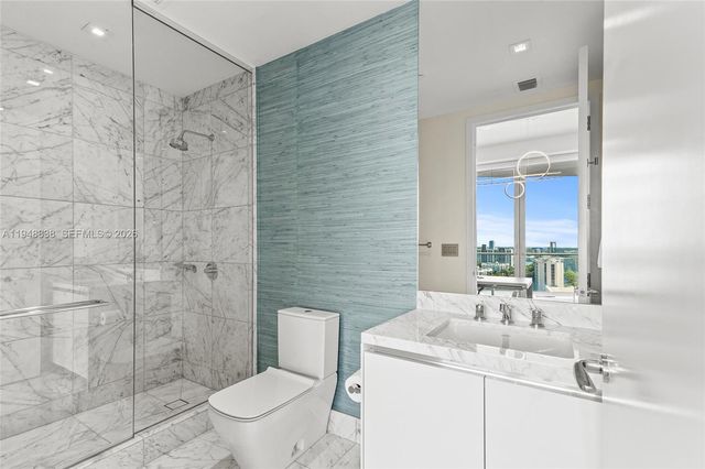 16901 Collins Ave 1203, Sunny Isles Beach, FL 33160