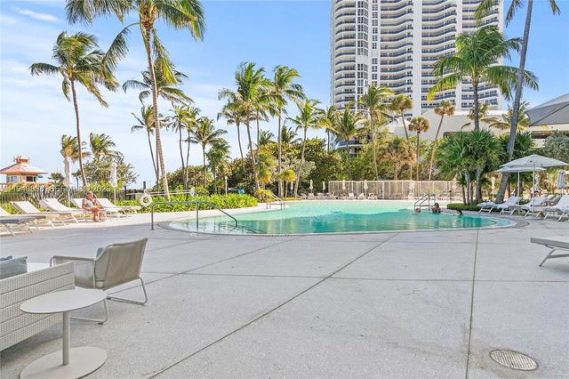 16901 Collins Ave 1203, Sunny Isles Beach, FL 33160