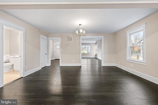 19 CONWELL AVE, Cherry Hill, NJ 08002