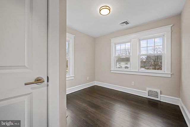 19 CONWELL AVE, Cherry Hill, NJ 08002