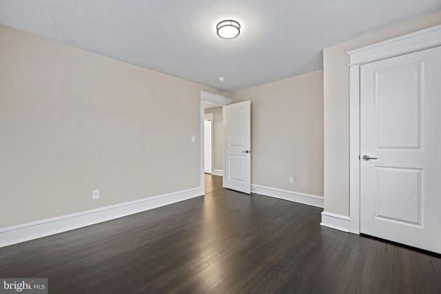 19 CONWELL AVE, Cherry Hill, NJ 08002