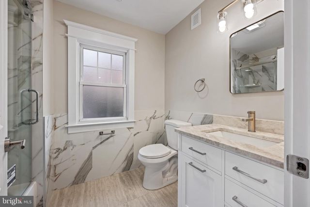 19 CONWELL AVE, Cherry Hill, NJ 08002