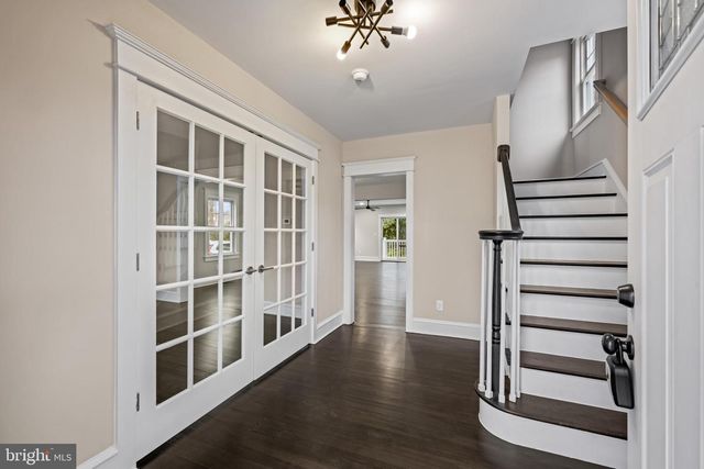 19 CONWELL AVE, Cherry Hill, NJ 08002