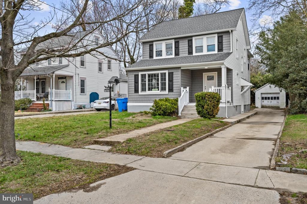 19 CONWELL AVE, Cherry Hill, NJ 08002