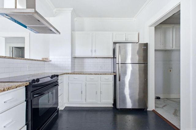 2311 W 17Th St Street, Little Rock, AR 72202