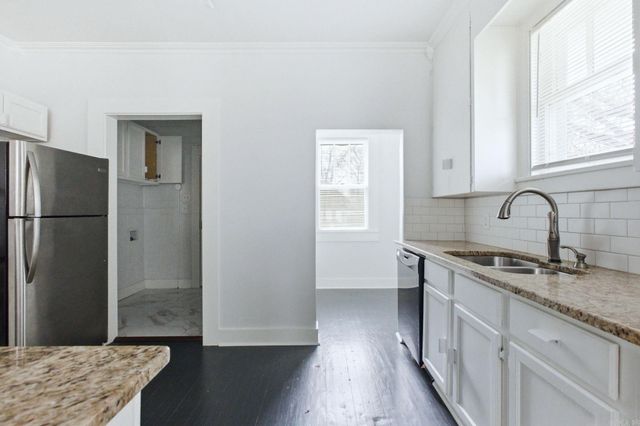 2311 W 17Th St Street, Little Rock, AR 72202