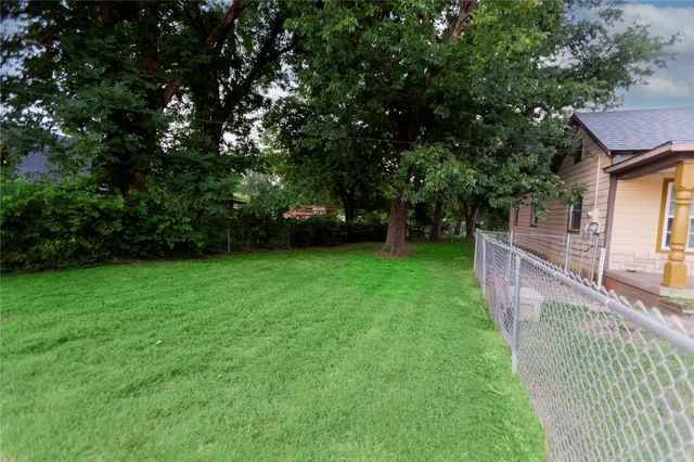 60 SW 2nd Street, Krebs, OK 74554
