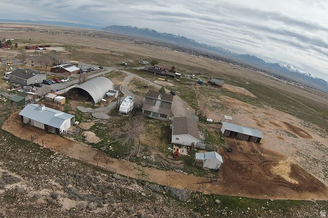 16 N TAYLOR RD, Grantsville, UT 84029