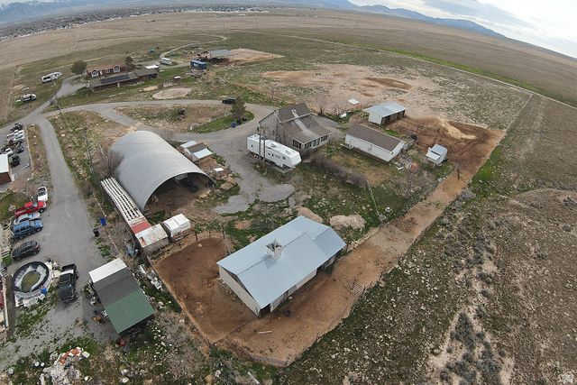 16 N TAYLOR RD, Grantsville, UT 84029