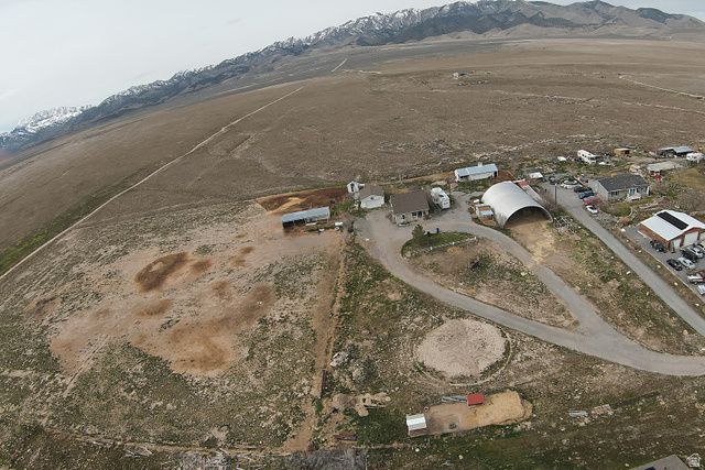 16 N TAYLOR RD, Grantsville, UT 84029