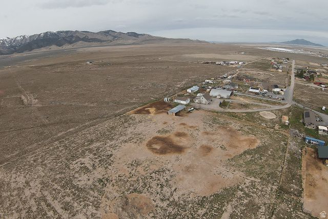 16 N TAYLOR RD, Grantsville, UT 84029